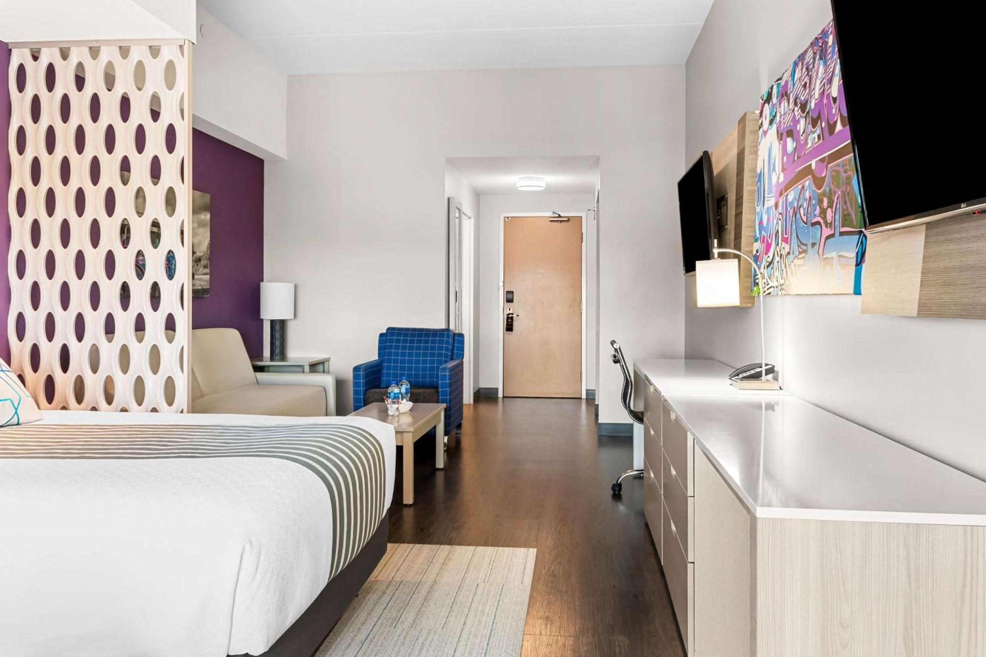 Best Western Premier Winnipeg East Exterior photo