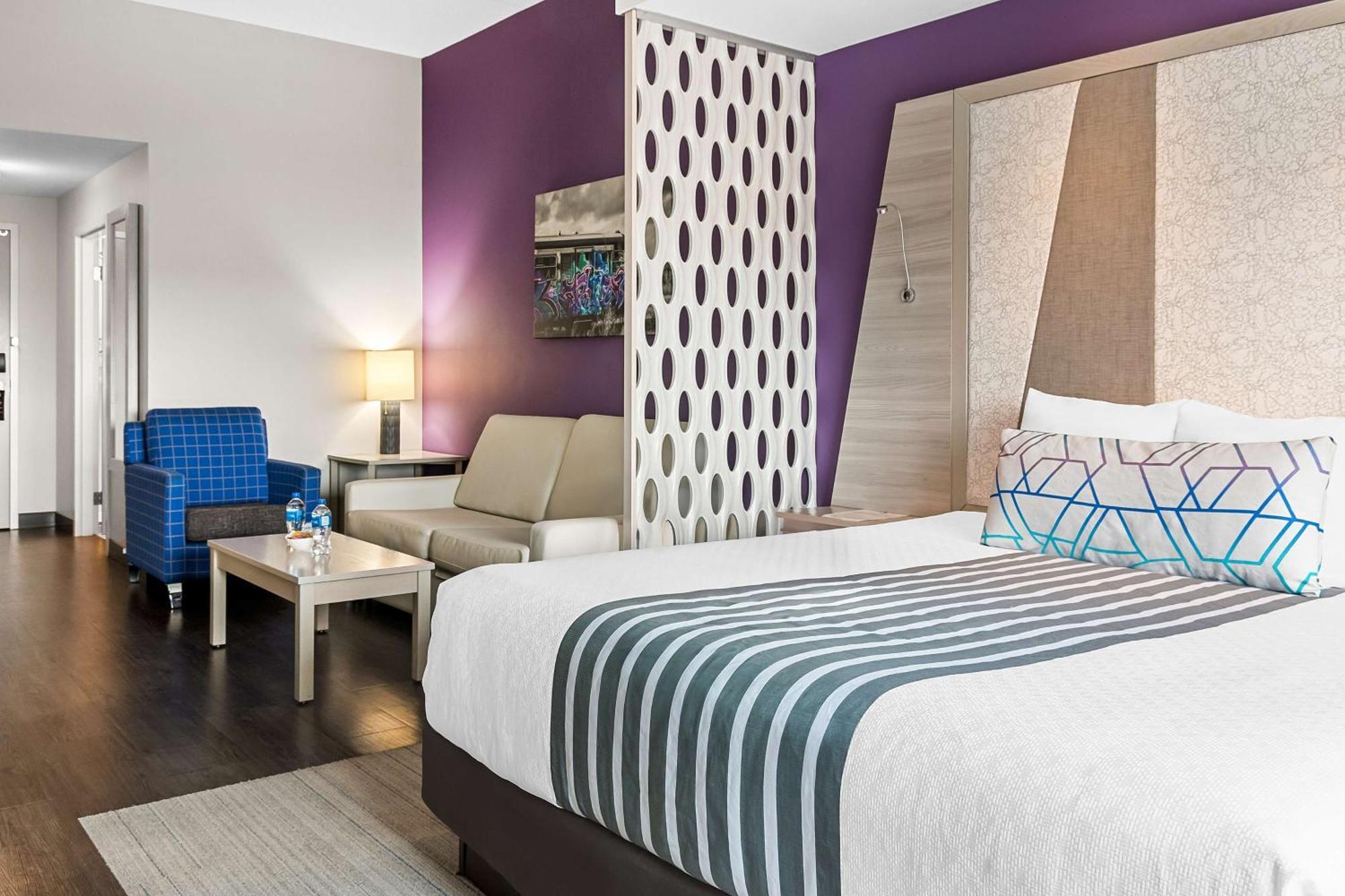 Best Western Premier Winnipeg East Exterior photo